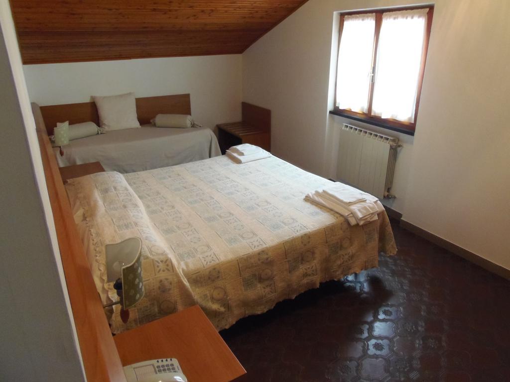 Hotel Italia Монелья Номер фото